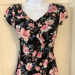 CANDIE’S  Floral V-neck Blouse